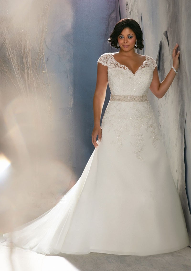 Dream wedding dresses for plus size women that flatter and fit | The Citizen